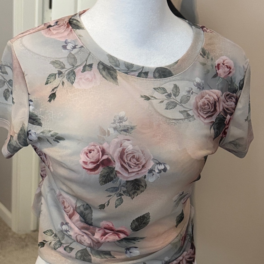 Steve Madden Pink Floral Short Sleeve Top